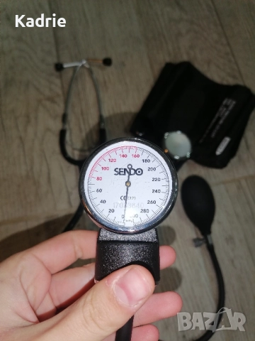 Механичен апарат за измерване на кръвно налягане, снимка 2 - Уреди за диагностика - 52414235