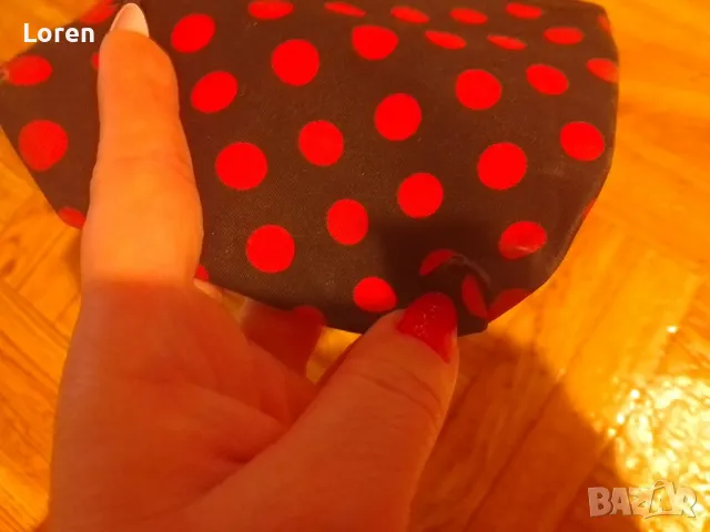 Подарявам черно портмоне на червени точки, снимка 5 - Портфейли, портмонета - 49736403