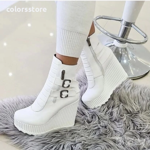 Боти на платформа - бяла кожа - B2001 