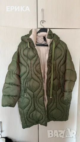 Дамско яке с качулка BERSHKA
