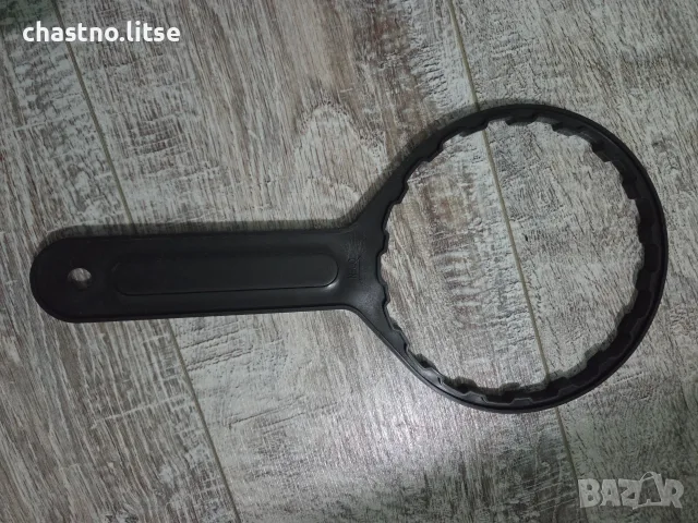 Чисто нов комплект за воден филтър Seven Lakes 10" (8 bar) + ключ и стойка, снимка 9 - ВИК - 55968677