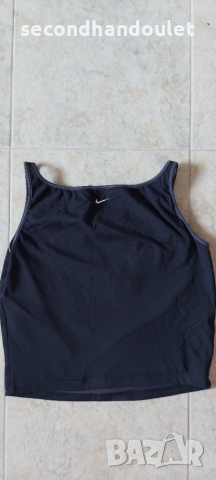 Nike дамски топ , снимка 4 - Потници - 36407289