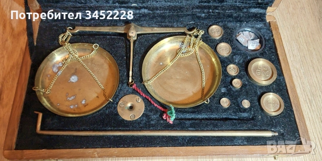 везна бижутерска за ценители , снимка 4 - Антикварни и старинни предмети - 53787822