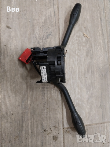 мигачи и чистачки листчета за Фолксваген , снимка 2 - Части - 44737004