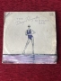 грамофонна плоча на рок групата Deep Purple – компилацията „The Deep Purple Singles A's & B's, снимка 1