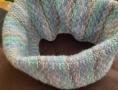 Плетен кръгъл шал на две куки