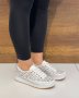 Дамски обувки от естествена кожа с перфорация в бяло 