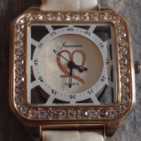 Луксозен дамски часовник с кристали Сваровски JAZZCARO QUARTZ WATER RESIST - 21787, снимка 1 - Дамски - 36229042