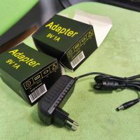 Guitar Effects Pedal Power Supply Adapter 9V DC 1A - захранващ адаптер за китарни ефекти, снимка 4 - Други - 44527421