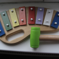 Дървен детски ксилофон със приятен звон , снимка 1 - Музикални играчки - 36298863