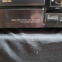 продава се компактдиск Sony в перфектно състояние, снимка 2 - Ресийвъри, усилватели, смесителни пултове - 44778877