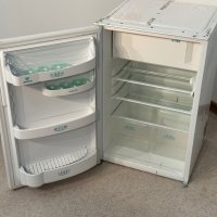 Хладилник за вграждане , снимка 6 - Хладилници - 44274190