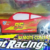 Детска кола с дистанционно управление"HOT RACING"-Светкавицата Макуин, снимка 1 - Коли, камиони, мотори, писти - 39022493