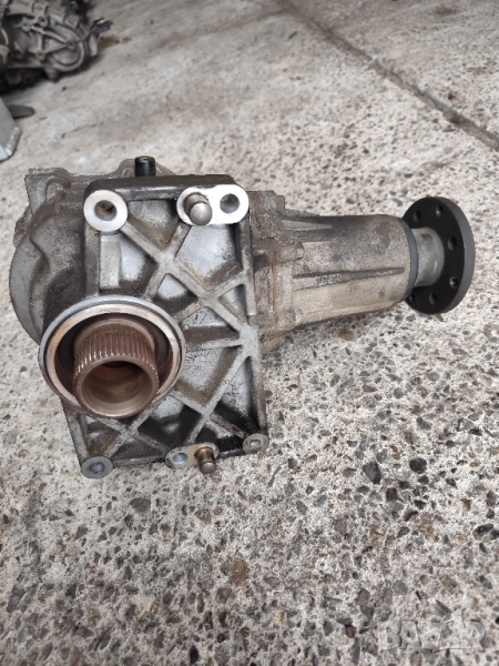 Раздатка за Hyundai Santa fe-2010- 2.2-197кс, снимка 1