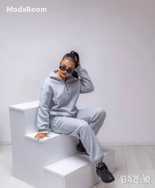 Спортен дамски комплект от две части , снимка 1