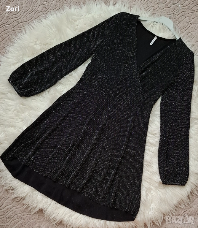 БЛЕСТЯЩА черно-сребриста рокля, снимка 1