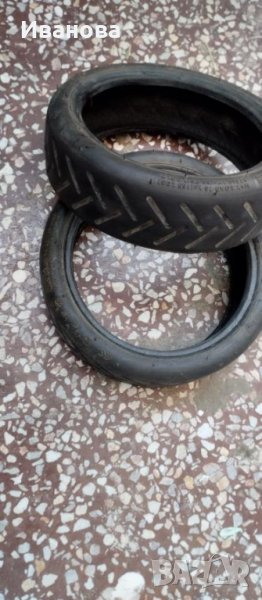 Продавам 2 бр. външни гуми за тротинетка 8 1/2 х 2, снимка 1