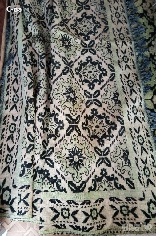 Вълнен килим, ръчно тъкан от 80-те години , снимка 1