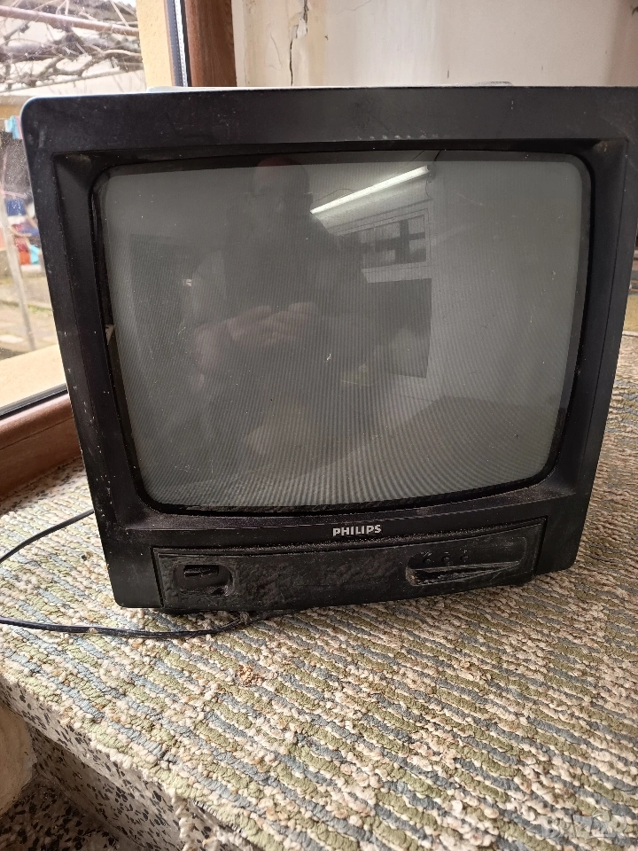 Телевизор PHILIPS, снимка 1