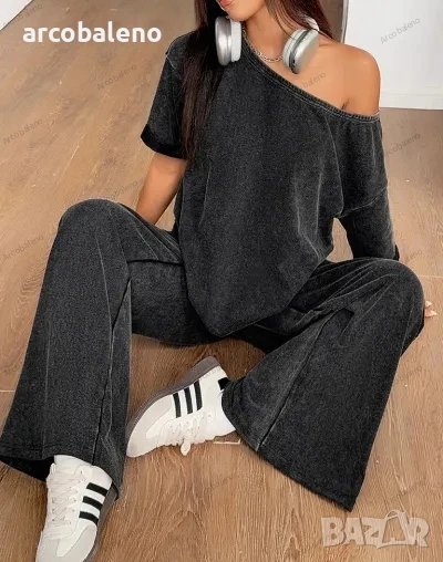 Дамски комплект от две части с къси ръкави и панталони , снимка 1