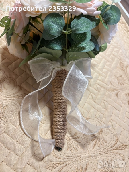 Букет от изкуствени цветя - подходяща за сватба, снимка 1