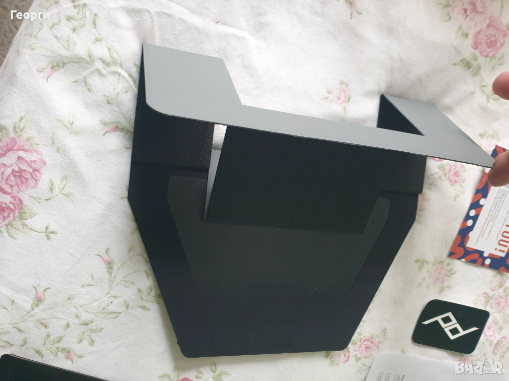 Технологична сгъваема поставка за лаптоп от графен, снимка 1