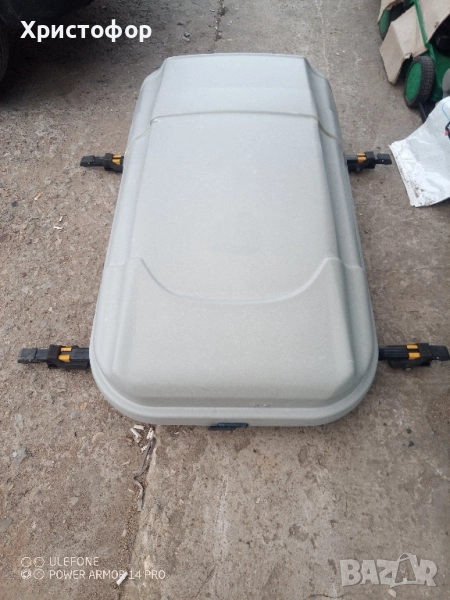 продавам autobox кутия багажник за кола заедно с напречните греди/универсални/, снимка 1