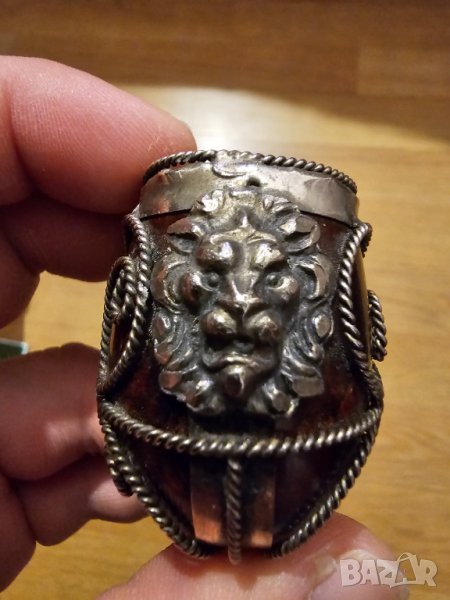 Красива Старинна колекционерска лула за пушене от бриар с  бронзова лъвска глава и бронзови орнамент, снимка 1