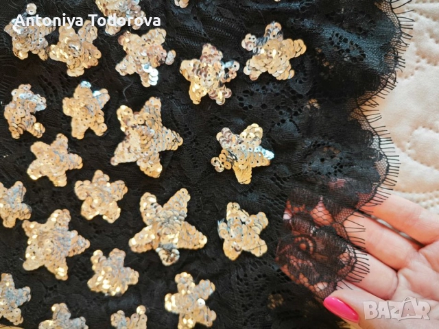 Черна рокля със сребристи цветчета, снимка 4 - Рокли - 51709956