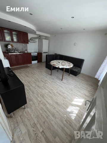 Квартира под наем 3 спални 1хол-кухня 3 бани с тоалетна  , снимка 5 - Стаи под наем - 52978489