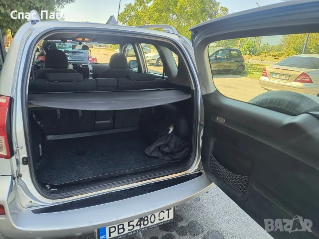 Toyota Rav 4 2006 г., снимка 7 - Автомобили и джипове - 56070602