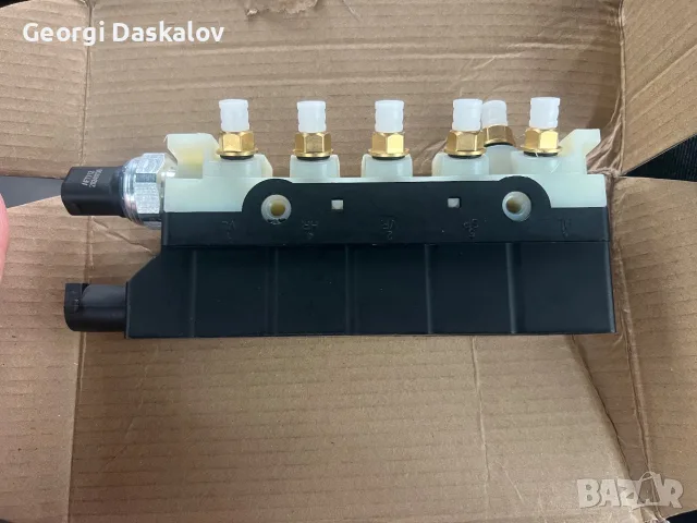 Клапанен блок Airmatic Mercedes S-Class W220 A2203200258, снимка 4 - Части - 55996618