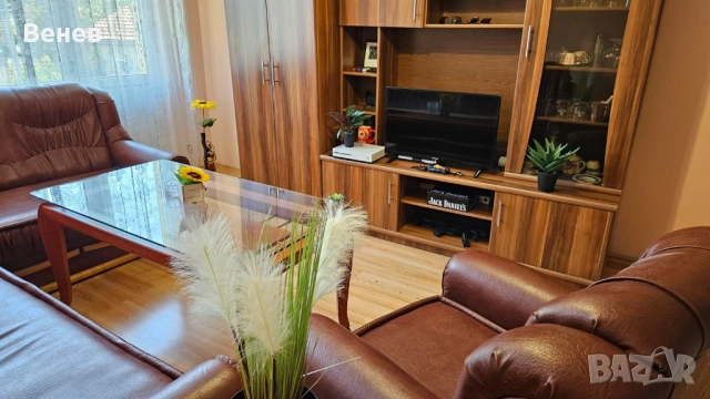 Продавам двустаен апартамент в разширен център на гр Перник , снимка 14 - Етаж от къща - 44311559