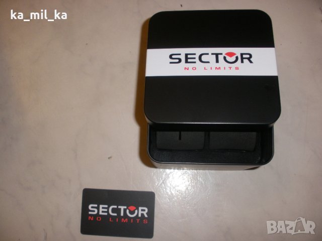 Кутия от часовник Sector - метална, с гаранционна карта, снимка 3 - Мъжки - 29349140