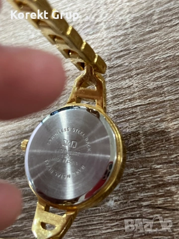 Дамски Часовник Q&Q, снимка 7 - Дамски - 53760312