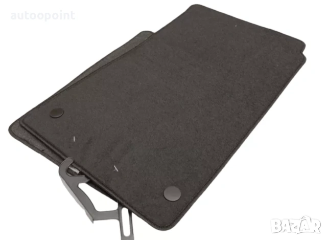 Мокетни стелки за MERCEDES SLK R171 (2004-2011) Petex, снимка 2 - Аксесоари и консумативи - 53822914