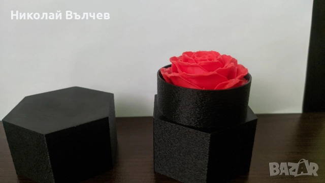 Уникална Вечна Роза в елегантна кутия