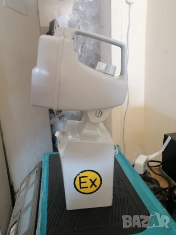 Немски взривобезопасен фенер BOSCH HKE 100G , снимка 2 - Друга електроника - 50762466