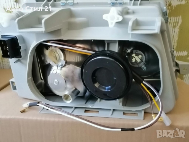 Фарове Спринтер мерцедес Мercedes Sprinter 95- фар, снимка 4 - Части - 36053799