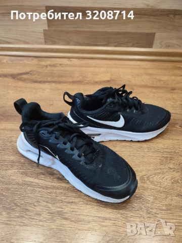 Дамски маратонки Nike, снимка 2 - Маратонки - 52073288