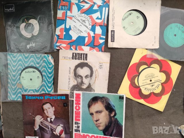 Продавам грамофонни плочи :джаз , Висоцки, Окуджава ,Тончо Русев, Бийтълс, снимка 15 - Грамофонни плочи - 33788447