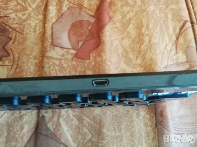 Logitech Bluetooth Keyboard K810, снимка 8 - Клавиатури и мишки - 56119130