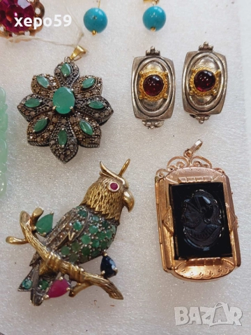 Лот от Златни обеци,медальни,брошки,диаманти рубини,сребро и позлата цени м/у 300-4500лв., снимка 10 - Обеци - 52332849