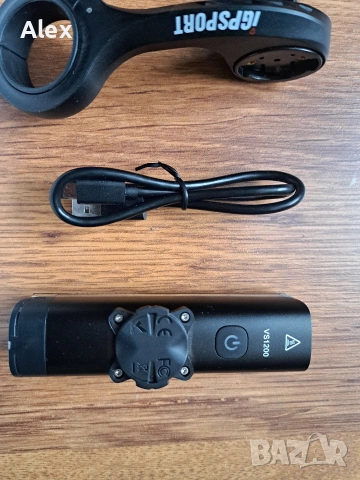 Преден фар IGPSPORT VS1200 +M80, снимка 3 - Аксесоари за велосипеди - 53849354