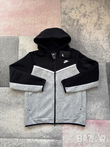 Nike Tech Fleece екип, снимка 2 - Спортни дрехи, екипи - 52858875