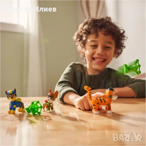 Комплект фигури кученца Paw Patrol Jungle Pups Чейс и Тракър Пес Патрул, снимка 6 - Фигурки - 48795970