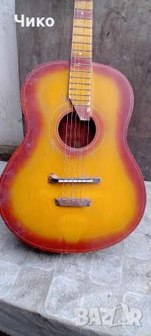 Казънлъшка акустична китара Кремона, снимка 2 - Антикварни и старинни предмети - 52838012