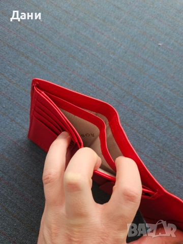 Чисто НОВО дамско портмоне Rossi от естествена кожа, ярко червено, снимка 4 - Портфейли, портмонета - 53700050