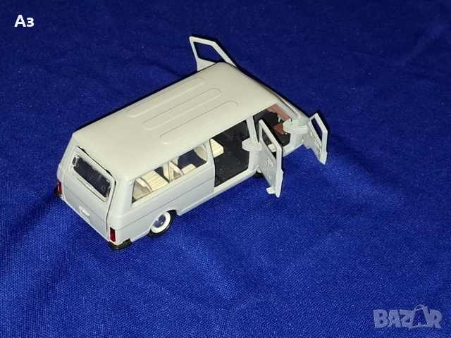 Соц руска играчка на модел РАФ 2203 Латвия 1:43 Сделано в СССР USSR в мащаб 1:43, снимка 4 - Колекции - 52080564