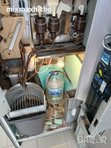 Вендинг Машини Комплект Двете, снимка 8 - Вендинг машини - 52680888